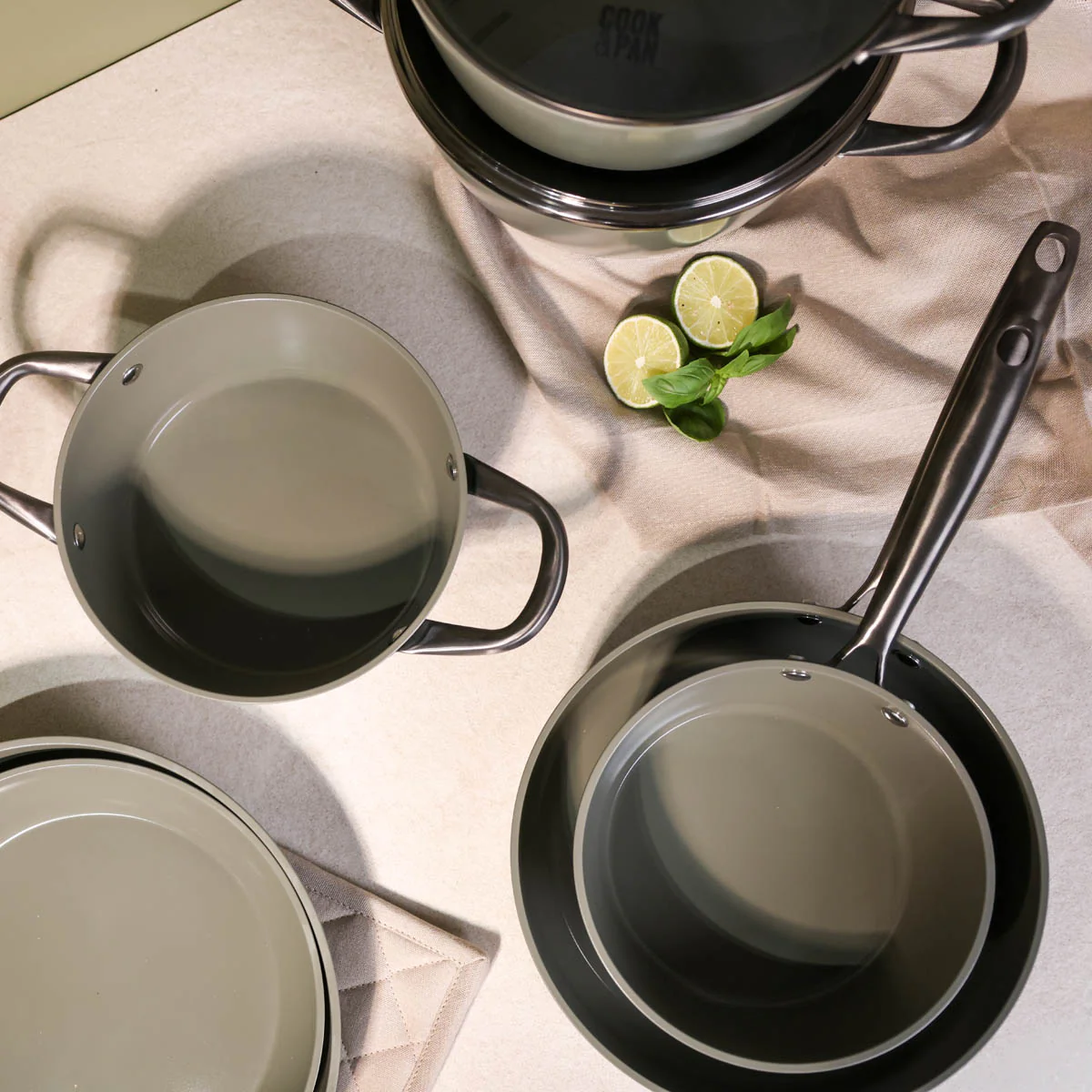 Dark Olive Pannenset 9-delig - Image 8