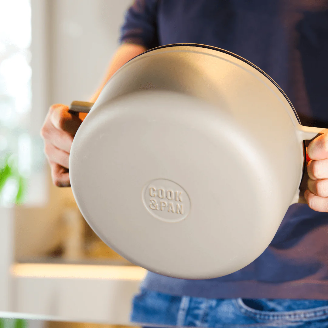 Taupe of Mind Gietijzeren Braadpan 20 cm - 2.5 liter - Image 7